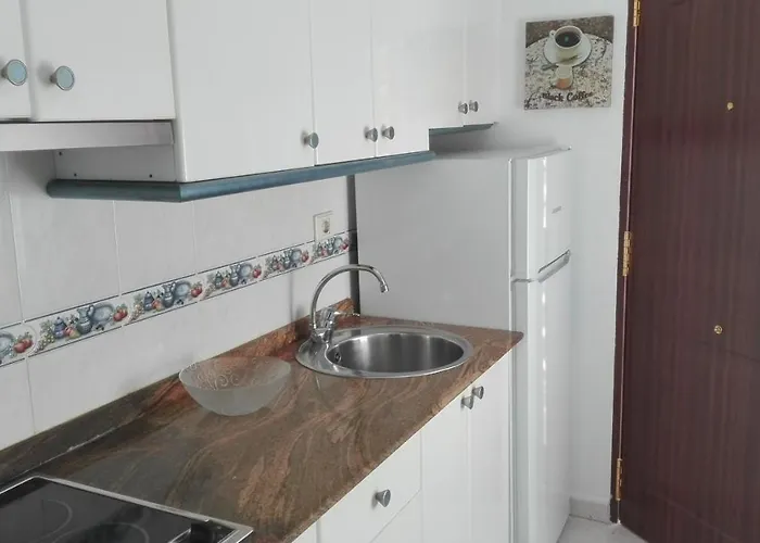 Апартаменты With Sea View And Pool