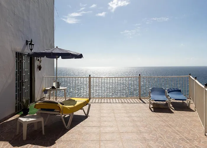 With Sea View And Pool Маспаломас