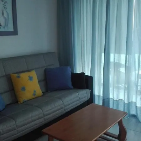 With Sea View And Pool Apartment *