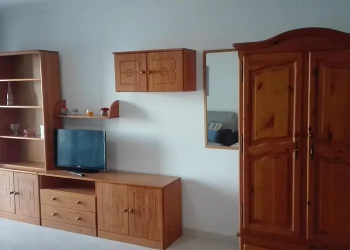 Apartament With Sea View And Pool *