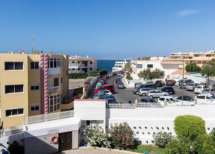 Апартаменты With Sea View And Pool